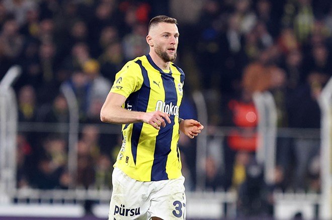 Skriniar'dan geleceğiyle ilgili açıklama: Fenerbahçe'de kalacak mı?  - 3. Foto