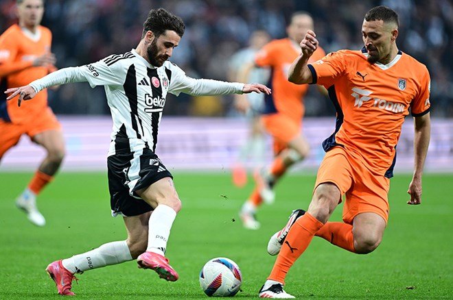 d4e28561c69e4952a64a942bddf1c99c-1 Beşiktaş'ta Rafa Silva için beklenmedik transfer gelişmesi: Dünya devi peşine düştü - 3. Foto