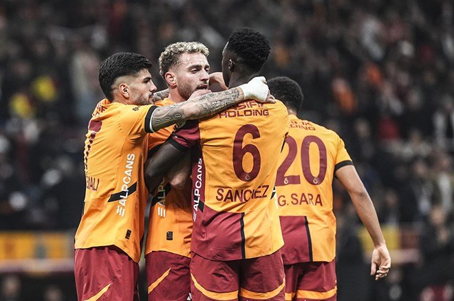 d6aa0f30b96549a9a2e1a8550ff44f9e-1 Tugay Kerimoğlu'nda Galatasaraylı yıldıza eleştiri: "Ciddiyetten uzak kalırsanız problem yaşarsınız"  - 2. Foto