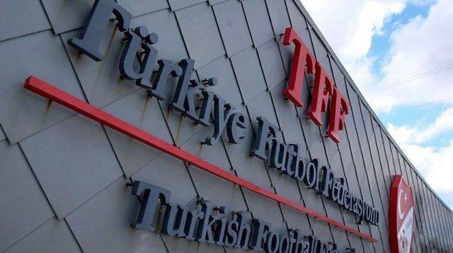 db69e22b607743a5b4d45291bded00aa PFDK'dan Selçuk İnan ve Piatek'le ilgili karar çıktı - 3. Foto