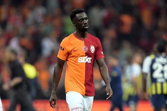 e4dbd8db74b0446c9e5c0f00a46a2e7b Galatasaray'dan hiç kimsenin beklemediği Davinson Sanchez sürprizi: Daha 2 senelik sözleşmesi vardı  - 4. Foto