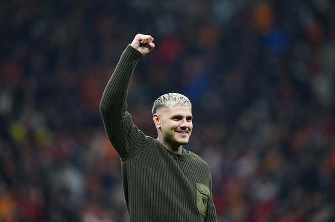 e95822e1f7fe4cac8a7d87a490c17469-2 Mauro Icardi'den gündem yaratan Ali Koç paylaşımı: Fenerbahçeli taraftarların tepkisini yorumladı  - 3. Foto