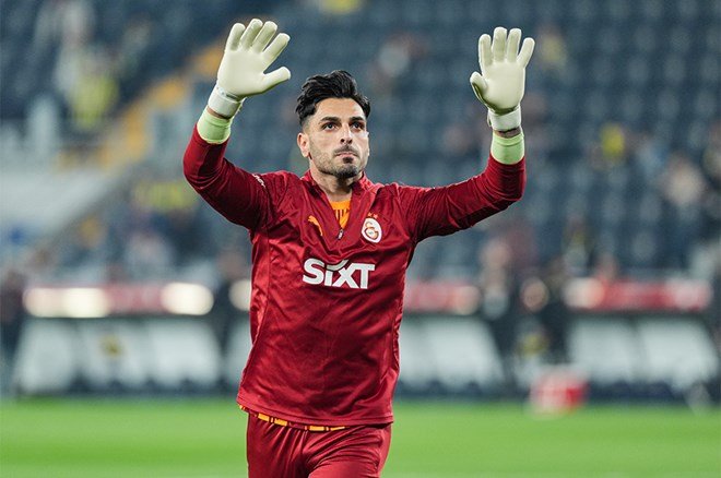 e9dc6c3136a74452b759b0b719249c41-1 TFF'den Güney Güvenç'e fair-play ödülü: Derbideki diyalog vurgulandı - 2. Foto