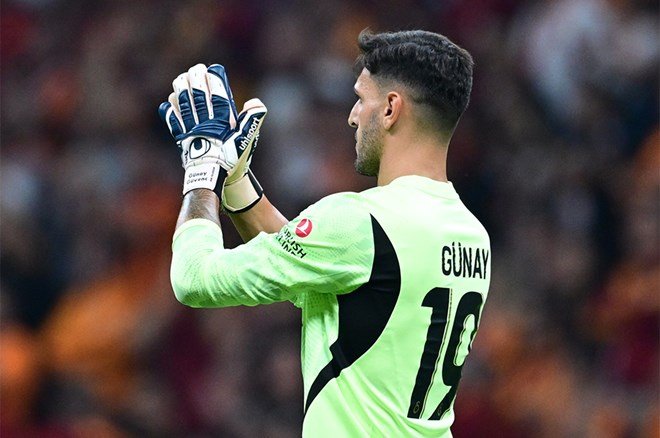 Derbi sonrası Galatasaray yönetiminden sürpriz karar çıktı: İmzalar atılıyor  - 5. Foto