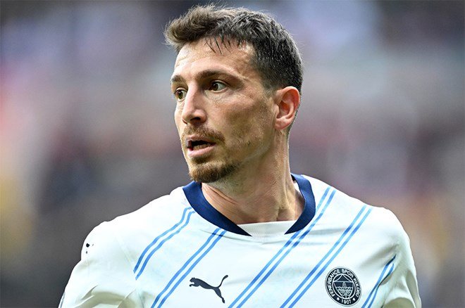 069be9a02ec0448b955f7f3164b06345-2 Fenerbahçe'de Mert Hakan Yandaş gelişmesi: Milyonda bir görülen enfeksiyon geçirmişti - 3. Foto