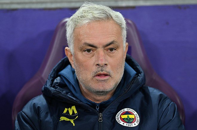 Fenerbahçe'de Mourinho'nun yerine çarpıcı iddia: 3 Şampiyonlar Ligi kupası olan hoca  - 3. Foto