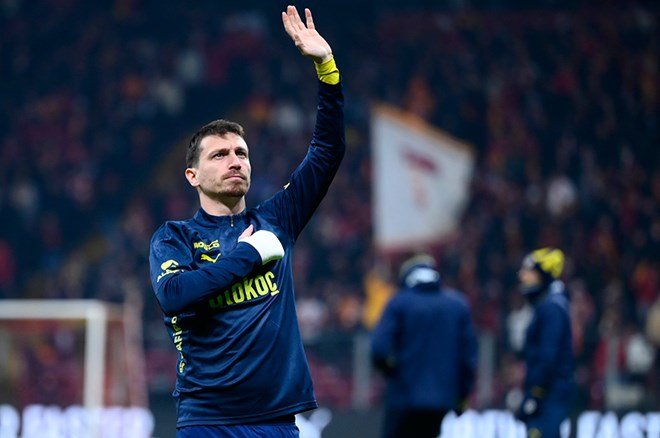 0dd32a479bbd42dcb8be661554a4d326 Milyonda bir görülen enfeksiyon geçiren Mert Hakan Yandaş'tan ilk açıklama - 6. Foto