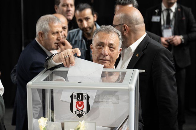 Ahmet Nur Çebi'den genel kurulda çağrı: "Birlik ve beraberliği temenni edenlerden benim ricamdır"  - 3. Foto
