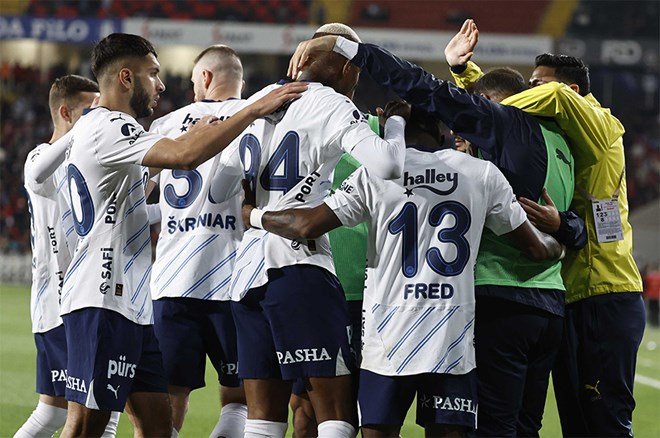 1ca9bc9235784eb797e595f11a6d307c-1 Süper Lig | Başakşehir-Fenerbahçe maçı ne zaman, saat kaçta, hangi kanalda? (Muhtemel 11)  - 4. Foto