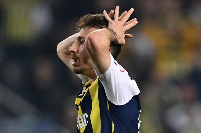 Mert Hakan Yandaş'ın rahatsızlığı dövme kaynaklı mı? Milyonda bir rastlanan enfeksiyon  - 3. Foto