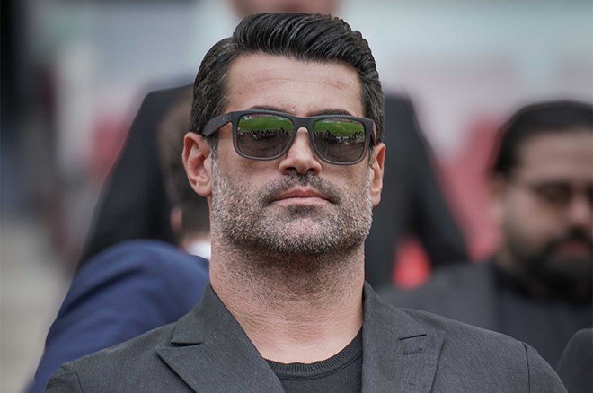 27bf822c3f6a44e2ab7c2e2ceac35ecd Volkan Demirel'den Fred'in derbi sonrası görüntüsü için olay çıkış - 5. Foto