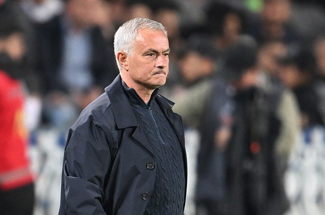2acfeba0d45f4bf88d82974c70a36dc3 Derbi için oyun planları netleşiyor: Mourinho'dan savunma, Solskjaer'den hücum kararı  - 5. Foto