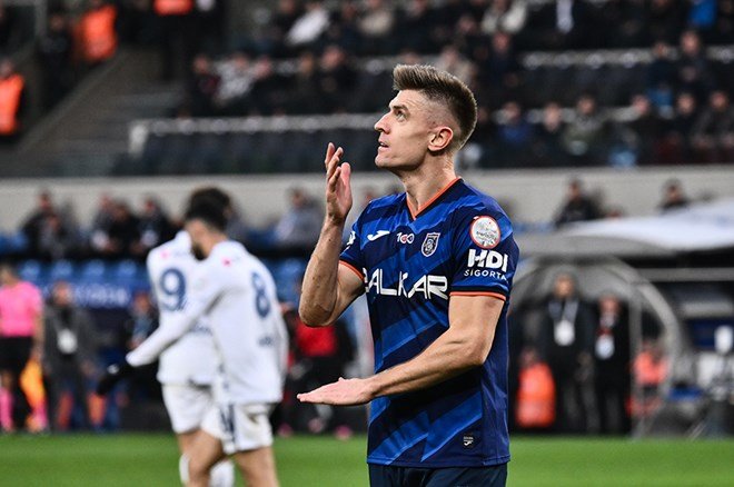 311c8da849804a669e1148b7b304f167 Ve Piatek'in yeni takımı belli oldu: Kulüp tarihine geçen bonservis - 5. Foto