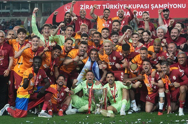 Galatasaray'ın kutlama planları belli oldu: 500 bin taraftar büyük şölene akın edecek  - 4. Foto