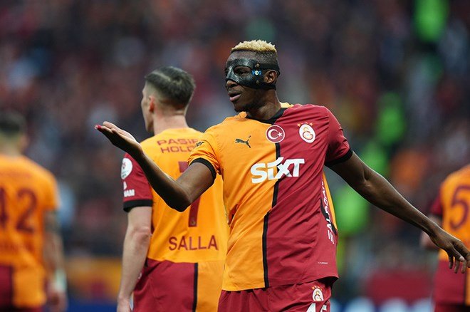 41da0a72112c436980fb6e127e6188fc-9 Juventus'tan Victor Osimhen için resmi açıklama: Sportif direktörden ters köşe geldi  - 2. Foto