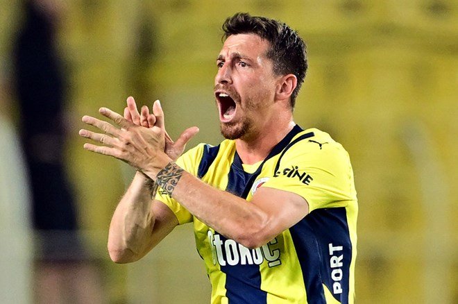 Mert Hakan Yandaş'ın rahatsızlığı dövme kaynaklı mı? Milyonda bir rastlanan enfeksiyon  - 6. Foto