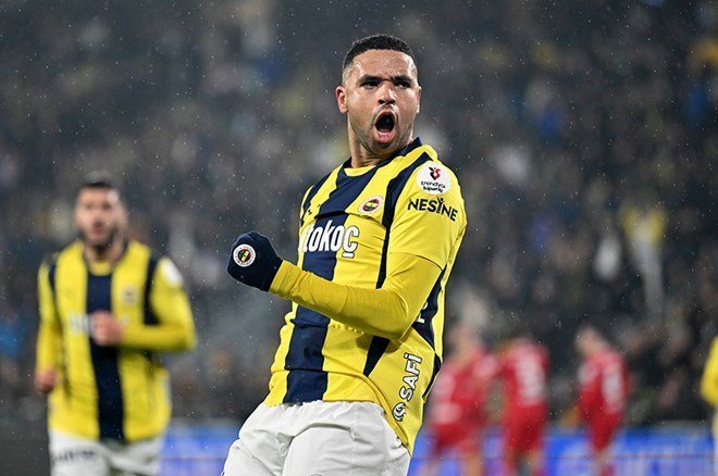 60 milyon euro: En-Nesyri dahil 4 isimden Fenerbahçe'ye dev bonservis  - 6. Foto