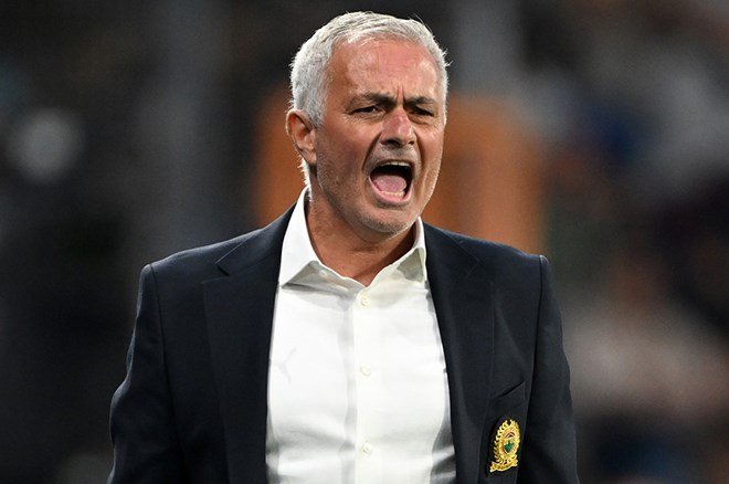 5d89c662f10a4af780eaf031661f2b0c-1 Jose Mourinho'dan Ali Koç'un transfer sözleri üzerine açıklama  - 3. Foto