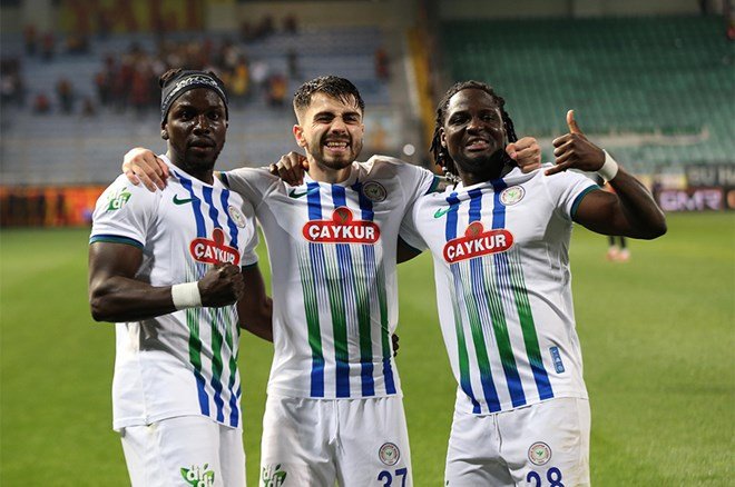 Süper Lig'de 9 gollü çılgın maç: Ligde kalmayı garantilediler  - 5. Foto