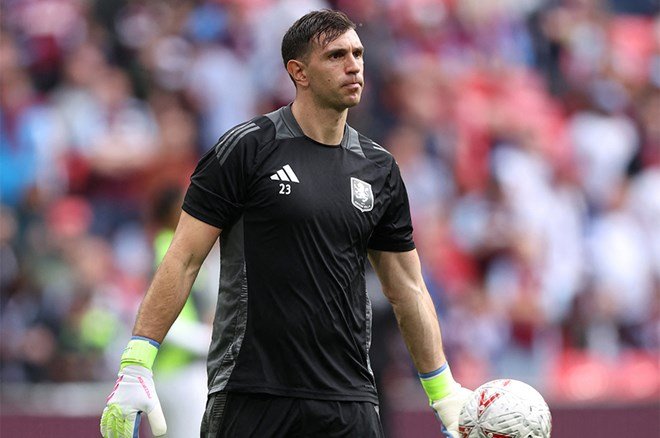 6e4fab333e504149ad27356a0702b50f Fenerbahçe'nin gündemindeki kaleciye iki teklif birden - 5. Foto