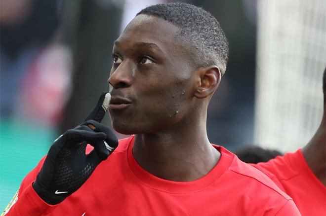 Fenerbahçe'den görülmemiş bonservis: İlk bomba Kolo Muani  - 3. Foto