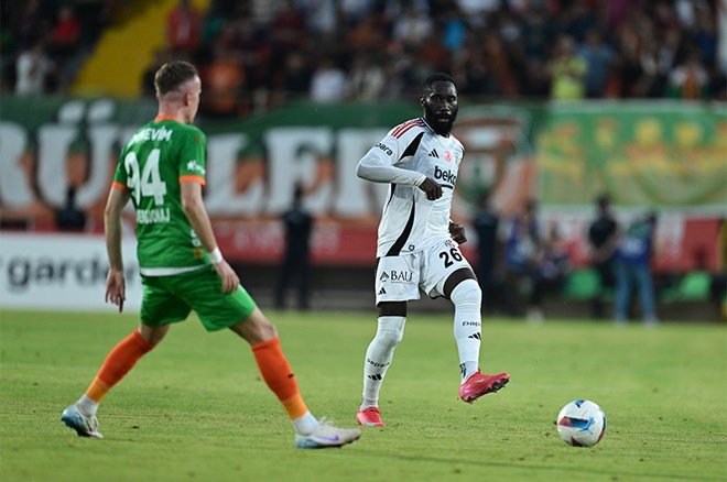 7b62f2433b714596bd2beb8fb126110c Beşiktaş'tan maç sonu yayıncı kuruluşa ve TFF'ye tepki  - 2. Foto