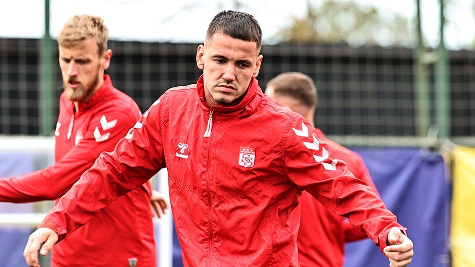 83d8e80ca8404149a0c71562ac26f9b3