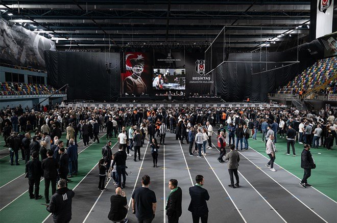 Ahmet Nur Çebi'den genel kurulda çağrı: "Birlik ve beraberliği temenni edenlerden benim ricamdır"  - 2. Foto