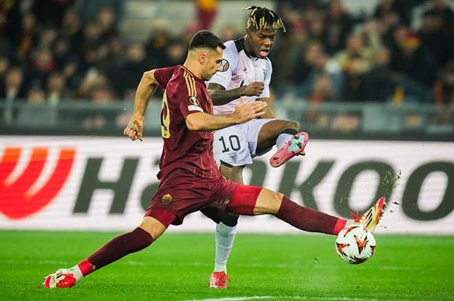 975e117478ef491b88378f05201a022c Türkiye'ye dönmek istedi: Beşiktaş'tan hiç beklenmedik transfer hamlesi - 3. Foto