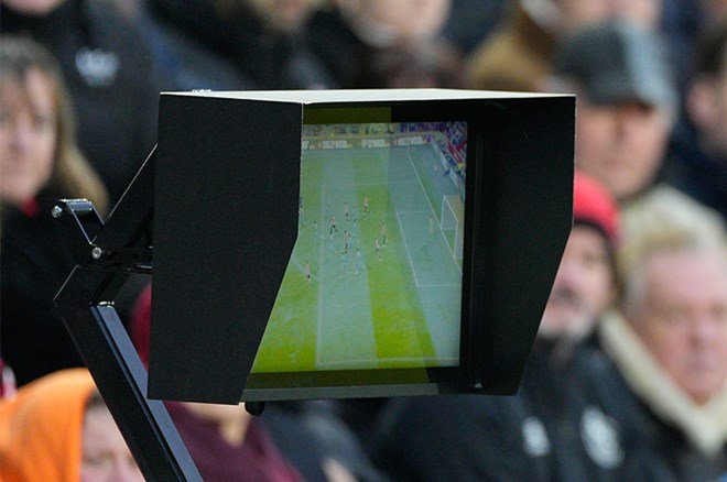 Gol sonrası Mourinho'dan hakeme olay hareket: Portekizliyi çıldırtan 2 karar  - 4. Foto