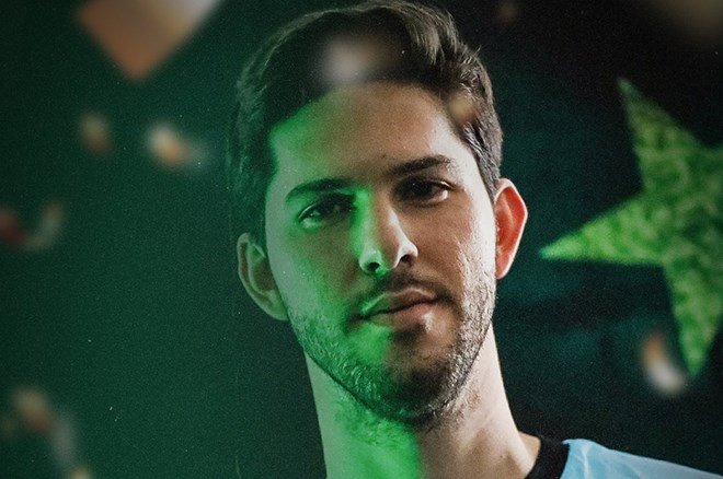 ae8104a9c7d547d49b77eb5ba09603b8-1 Resmi açıklama geldi: Şampiyonluk yaşadı, Galatasaray'a geri dönüyor - 2. Foto