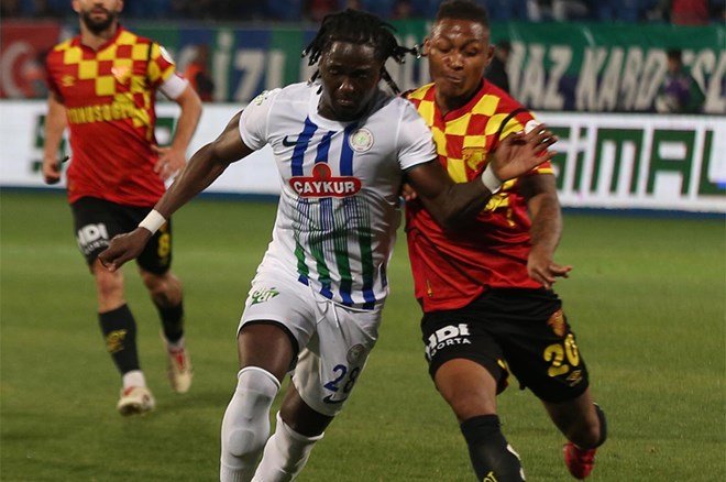 Süper Lig'de 9 gollü çılgın maç: Ligde kalmayı garantilediler  - 2. Foto