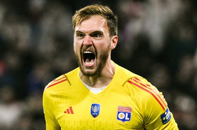 bdcd4c0282854f61afbf1dc244e3ffc9 Livakovic'in yerine Brezilyalı kaleci: Fenerbahçe'nin masaya koyduğu rakam belli oldu - 7. Foto