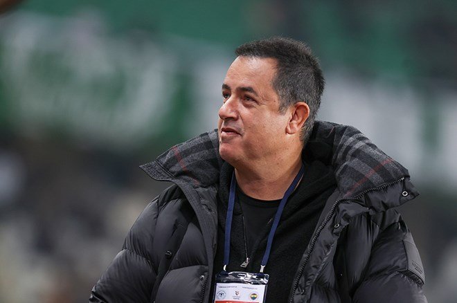 Hull City ile adı anılan Emre Belözoğlu için Antalyaspor kararını verdi  - 6. Foto