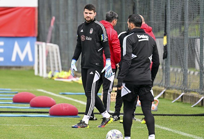 Solskjaer kararını verdi, gönderilecekler listesine bir isim daha eklendi  - 3. Foto
