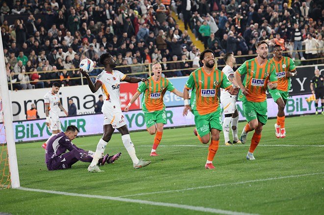 d149fc5e634044bc86903f92758141d0-1 Alanyaspor - Beşiktaş maçı ne zaman, saat kaçta, hangi kanalda? (İlk 11'ler)  - 3. Foto