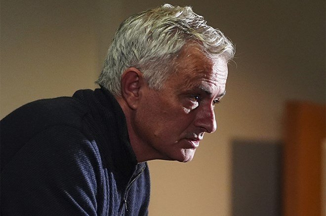 d2f872f648a7449abc32521936b0bf33-2 Mourinho'ya yayıncı kuruluşta herkesin konuştuğu olay tepki: "Umarım bu adamla..."  - 7. Foto