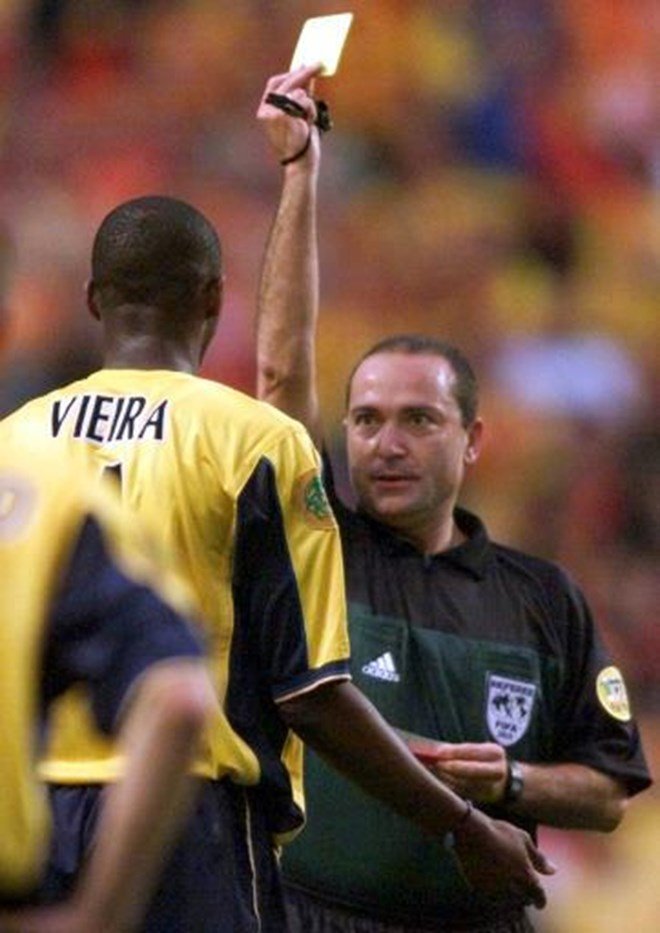 d8f4bfead22941bd91b6ab1dfbe9e6d4 Galatasaray'da tesadüfün böylesi: 25 yıl sonra finalde yine Antonio Lopez Nieto - 2. Foto