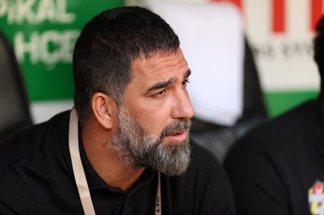 Arda Turan, Avrupa ekibine imzayı atıyor  - 5. Foto