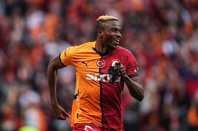 edee7da6533e47dfa27d9eaf0aeb5853-1 Galatasaray-Sivasspor maçına damga vuran an: Başrolde Osimhen - 2. Foto