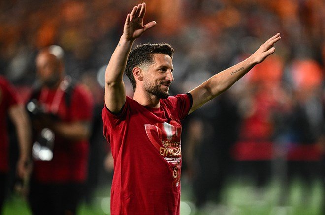 Dries Mertens'ten emeklilik sorusuna yanıt  - 3. Foto