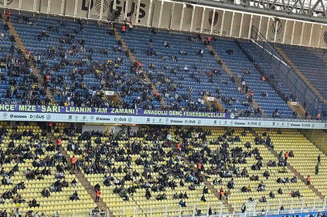 İlk 11 sayılırken olanlar oldu: Fenerbahçe'de Ali Koç, yönetim ve futbolculara büyük tepki  - 5. Foto