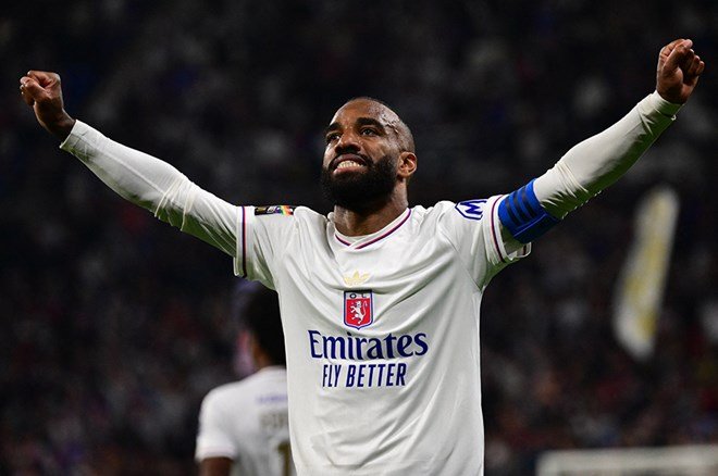 Beşiktaş ile adı anılan Lacazette, transferi için tarih verdi  - 2. Foto