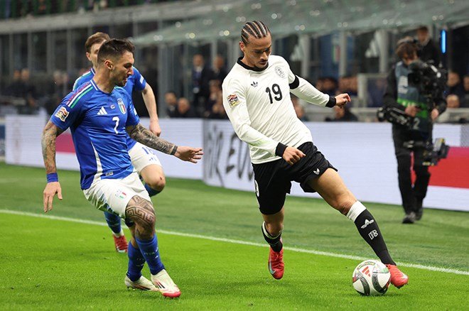 fb79b3ad7ae24e0ca0026c92a603f822-1 Ve Sane'de tarih belli oldu: İstanbul'dan Almanya'ya çıkarma - 3. Foto